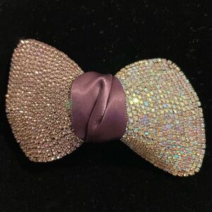 Cara New York Sparkling Rhinestone Bow Hair Clip